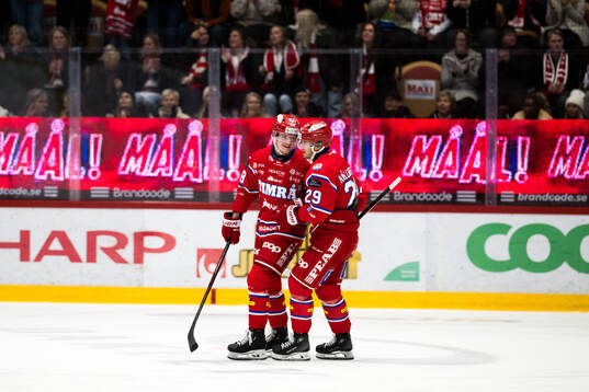 Timrås Simon Forsmark jublar
