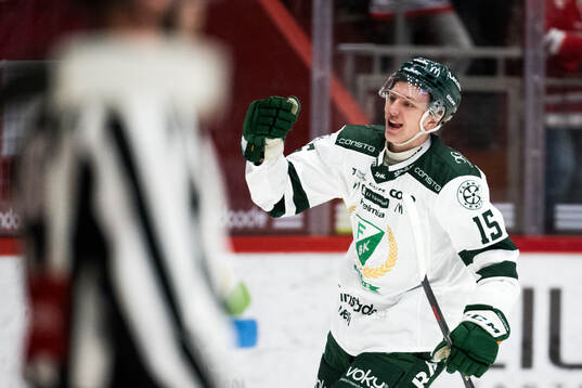 Färjestads Jack Berglund jublar