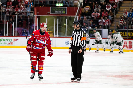 Timrås Jonathan Dahlén deppar