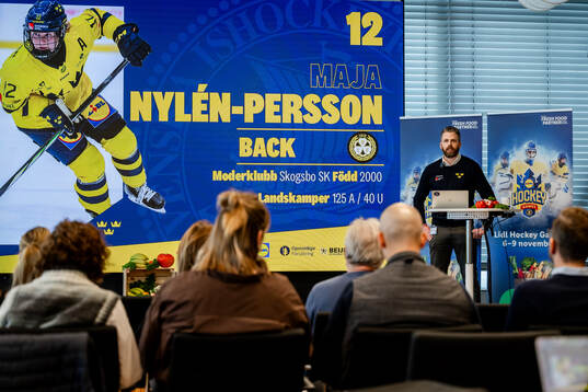 Head coach Ulf Lundberg of Sweden