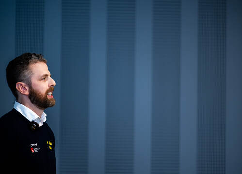 Head coach Ulf Lundberg of Sweden