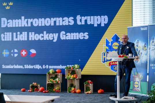 Media manager Stefan Ladhe