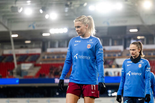 Ada Hegerberg and Caroline Graham Hansen of Norway