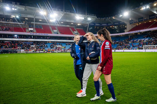 Karina Sævik , Frida Maanum and Ingrid Syrstad Engen of