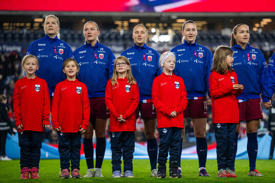 Ada Hegerberg, Frida Maanum, Lisa Naalsund, Elisabeth