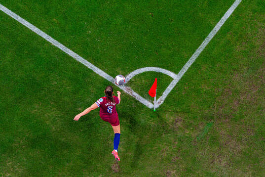 Vilde Bøe Risa of Norway takes a corner kick