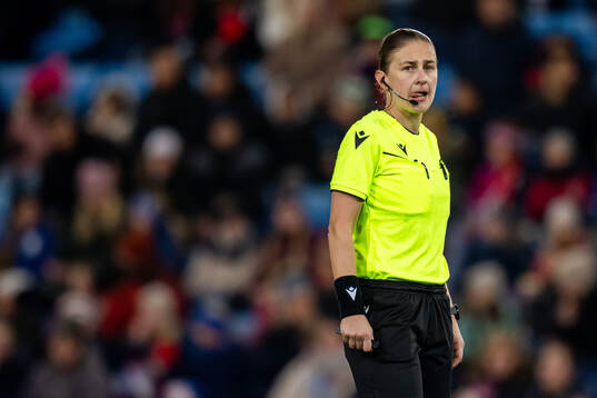 Referee Michalina Diakow