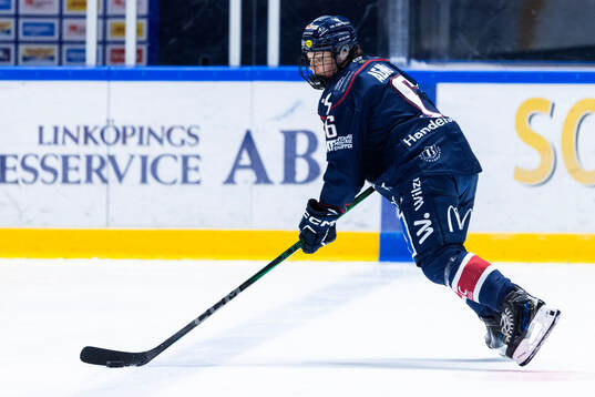Linköpings Lindsay Agnew på uppvärmningen