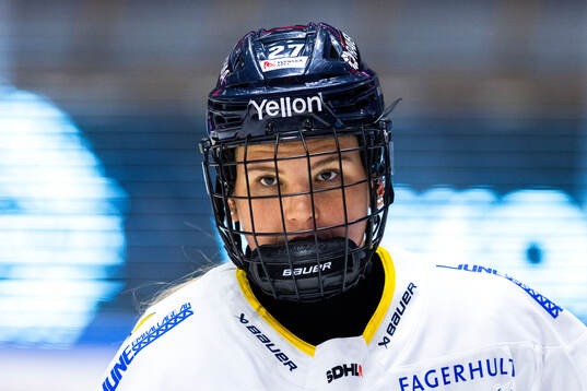 HV71s Teghan Inglis på uppvärmningen