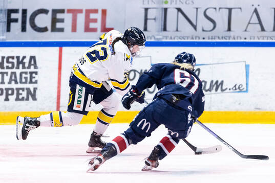 HV71s Rachel Weiss