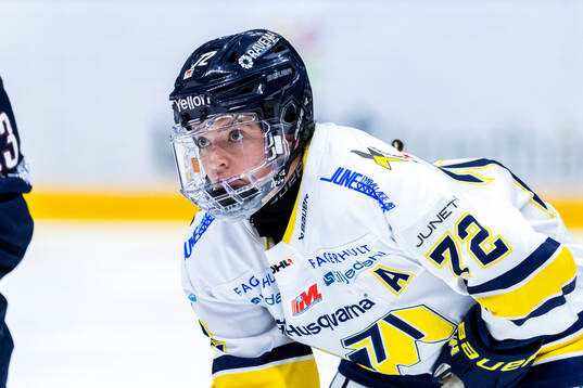 HV71s Rachel Weiss