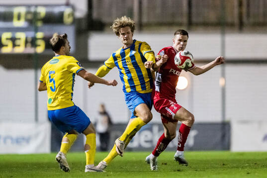 Eskilsminne IFs Dragos Daniel Farcas Lohan och Vincent