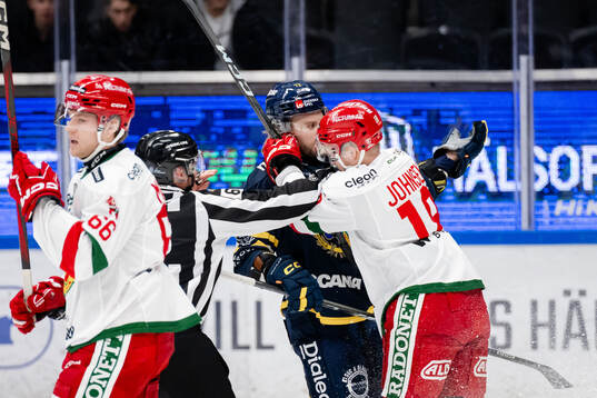 Södertäljes Nicolai Meyer och Moras Martin Johnsen