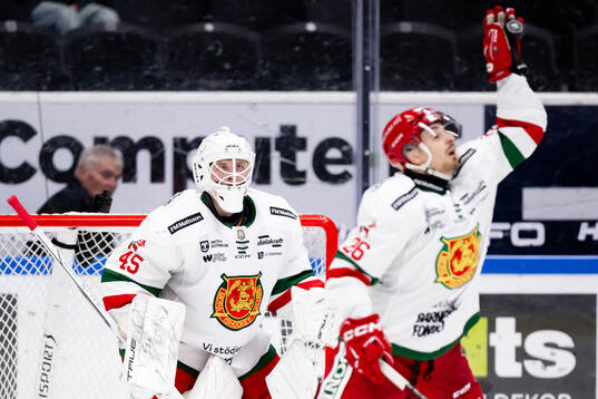Moras målvakt Jani Lampinen och Eero Teräväinen