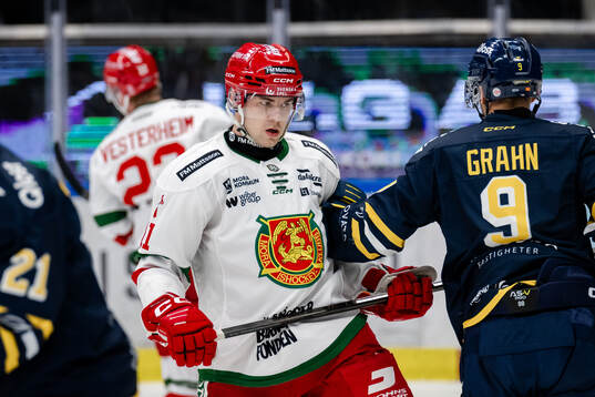 Moras Gustav Salmi-Lilja och Södertäljes Viktor Grahn