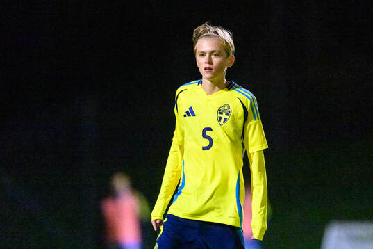 Elliot Samuelsson of Sweden