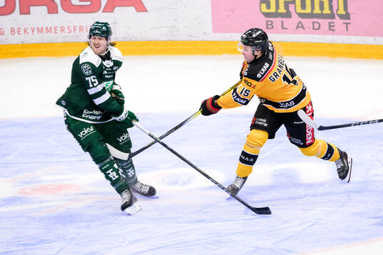 Färjestads Jeremy Salvas Groleau och Luleås David Granberg