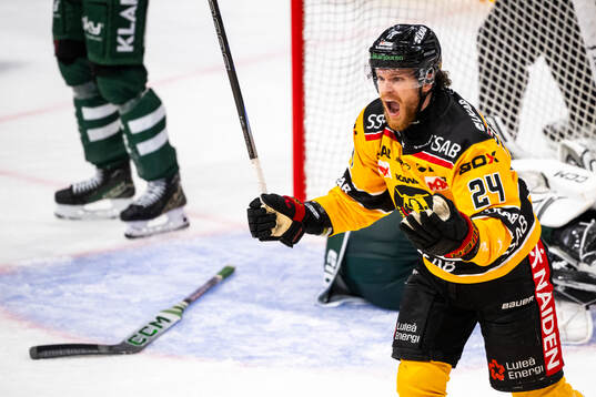 Luleås Brendan Shinnimin jublar
