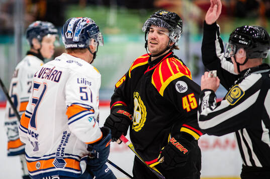 Växjös Emil Sylvegård och Brynäs Charles-Édouard