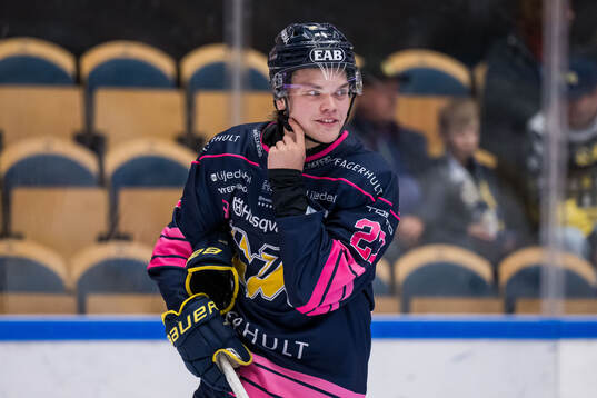 HV71s Oscar Davidsson
