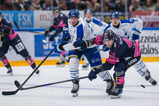 Leksands Jon Knuts och HV71s Oskar Stål-Lyrenäs