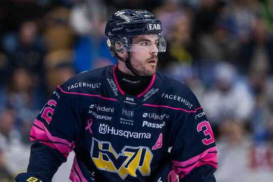 HV71s Oscar Engsund