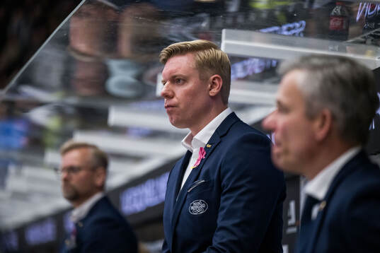 HV71s tränare Anton Blomqvist