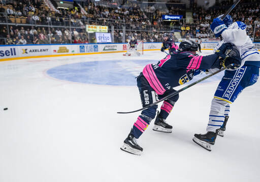 HV71 och Leksands Max Veronneau