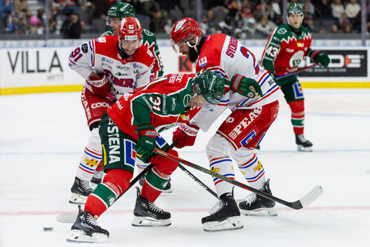 Frölundas Nicklas Lasu och Timrås Per Svensson