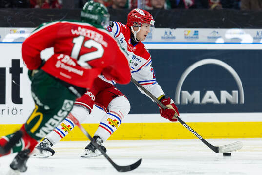 Timrås Filip Hållander