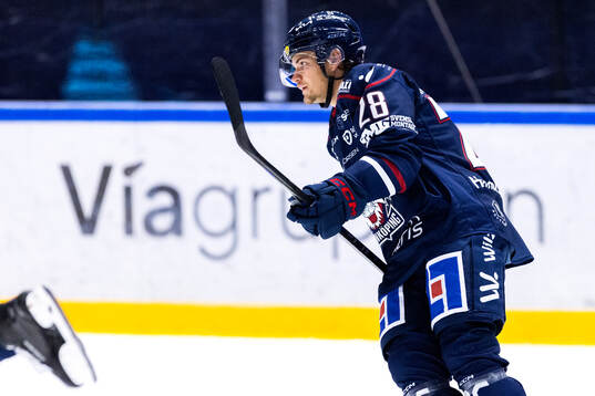 Linköpings Olle Strandell på uppvärmningen