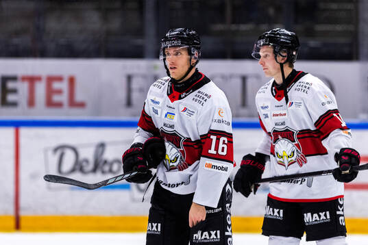 Malmö Redhawks Matias Lassen deppar