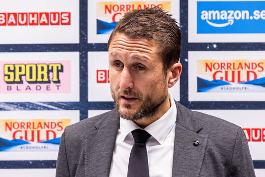 Malmö Redhawks tränare Tomas Kollar på presskonferensen