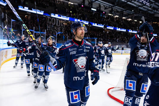 Linköpings Rasmus Rissanen jublar