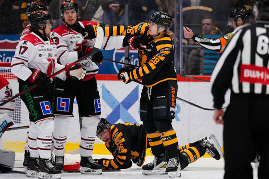 Örebros Christopher Mastomäki och Skellefteås Michael