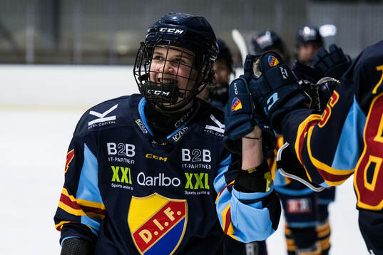 Djurgårdens Tereza Pistekova jublar