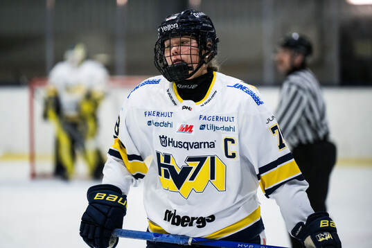 HV71s Elin Svensson deppar