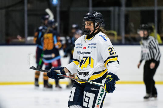 HV71s Teghan Inglis deppar