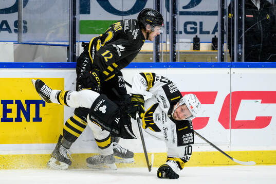 AIKs Scott Pooley och Västerås Jimmie Jansson