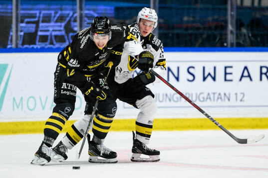 AIKs Scott Pooley och Västerås Noel Fransén
