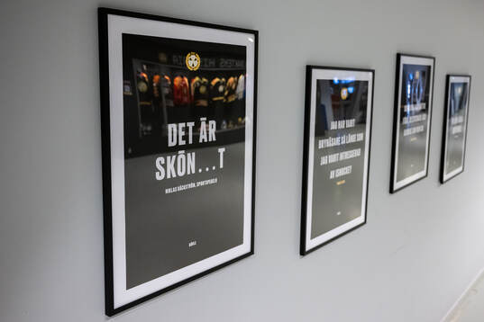 Citat av Niklas Bäckström i en ram
