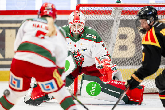 Modos målvakt Andrea Brändli