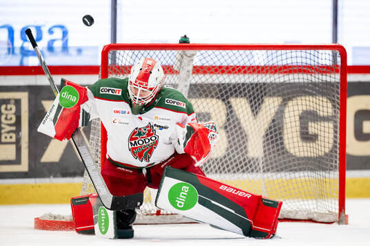 Modos målvakt Andrea Brändli