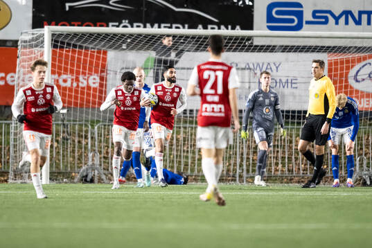 Sandvikens IFs Amin Al-Hamawi jublar