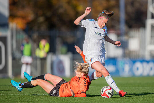 Kristianstads Remy Siemsen och Djurgårdens Therese Åsland