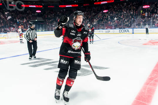 Malmö Redhawks Lassi Thomson jublar