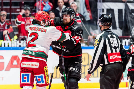 Modos Oscar Pettersson och Malmö Redhawks Johan Ivarsson