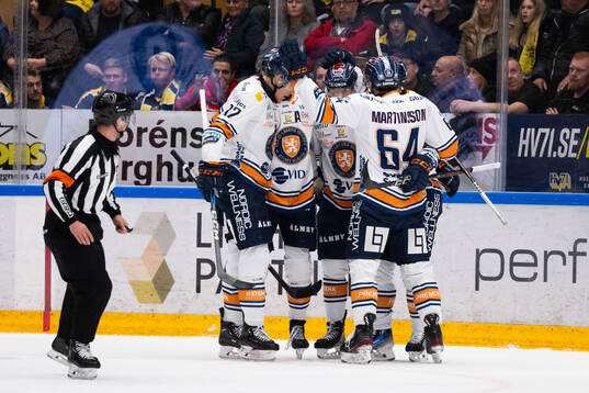 Bläddra bland fler bilder av Ishockey, SHL, HV71 - Växjö
