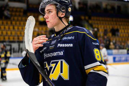 HV71s Herman Träff  deppar