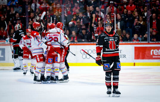 Örebros Emil Larsson deppar vid 0-3